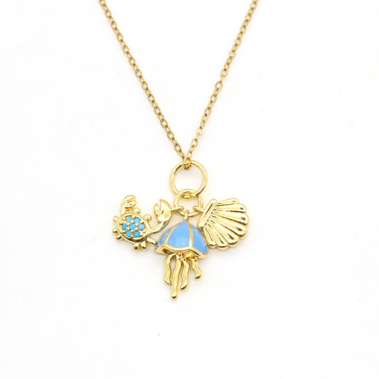 Collar turquoise beach